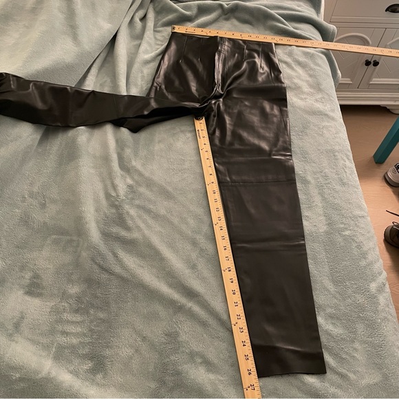 Zara Pants Vegan Leather Black High Waisted Side Zip Like New Size Medium - Picture 11 of 12